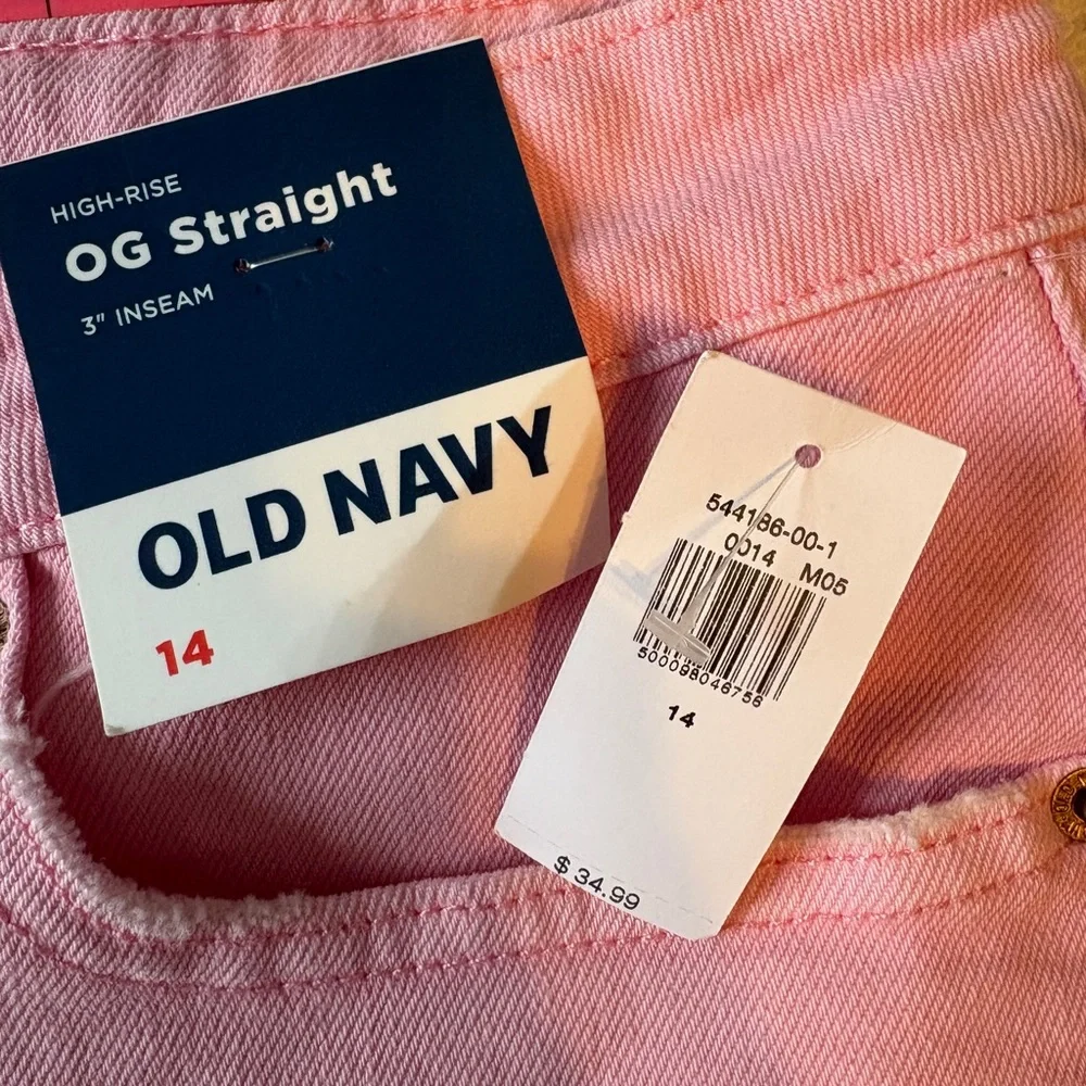 Old Navy NWT Women's Light Pink Jean Shorts, Size 14 - Picture 2 of 6